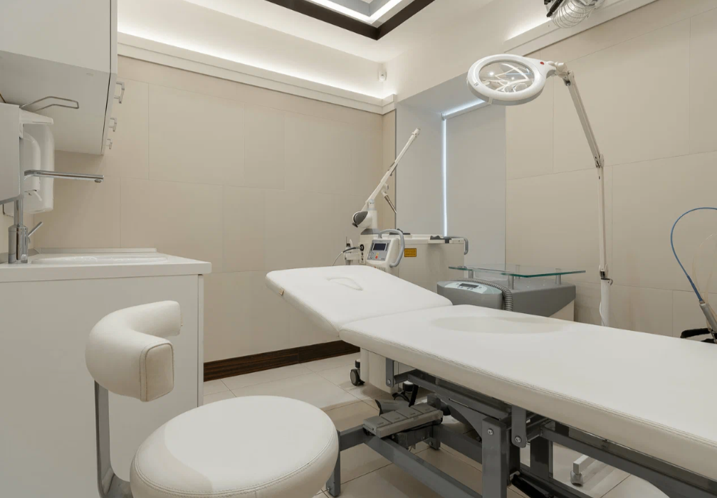 703745423__https://filllin.ru/api/media/clinic/cc0dc963-0b82-4944-b98a-82b00fccc258-68d2b334d611ae3c0dcef079.png