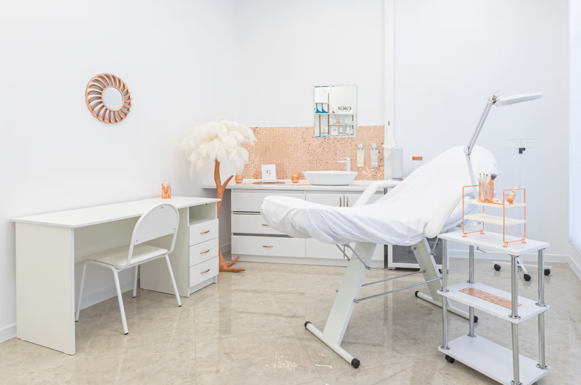 131567976__https://filllin.ru/api/media/clinic/cc10ed35-a70f-4644-9291-101b8fdfa5ec-6641d6971b708b73903b2c1d.png