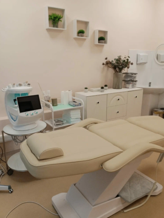 437810590__https://filllin.ru/api/media/clinic/ce2831ff-63c2-42ae-b12f-2448e6b792fd-6641d6971b708b73903b2c1d.png