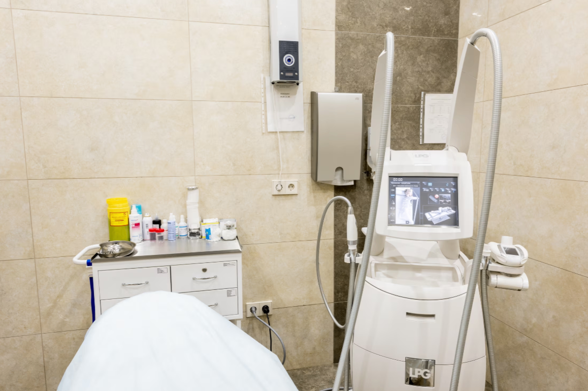 707972776__https://filllin.ru/api/media/clinic/d359048a-b6d4-40e7-adb3-8ed23fb5ec35-68d2b334d611ae3c0dcef079.png