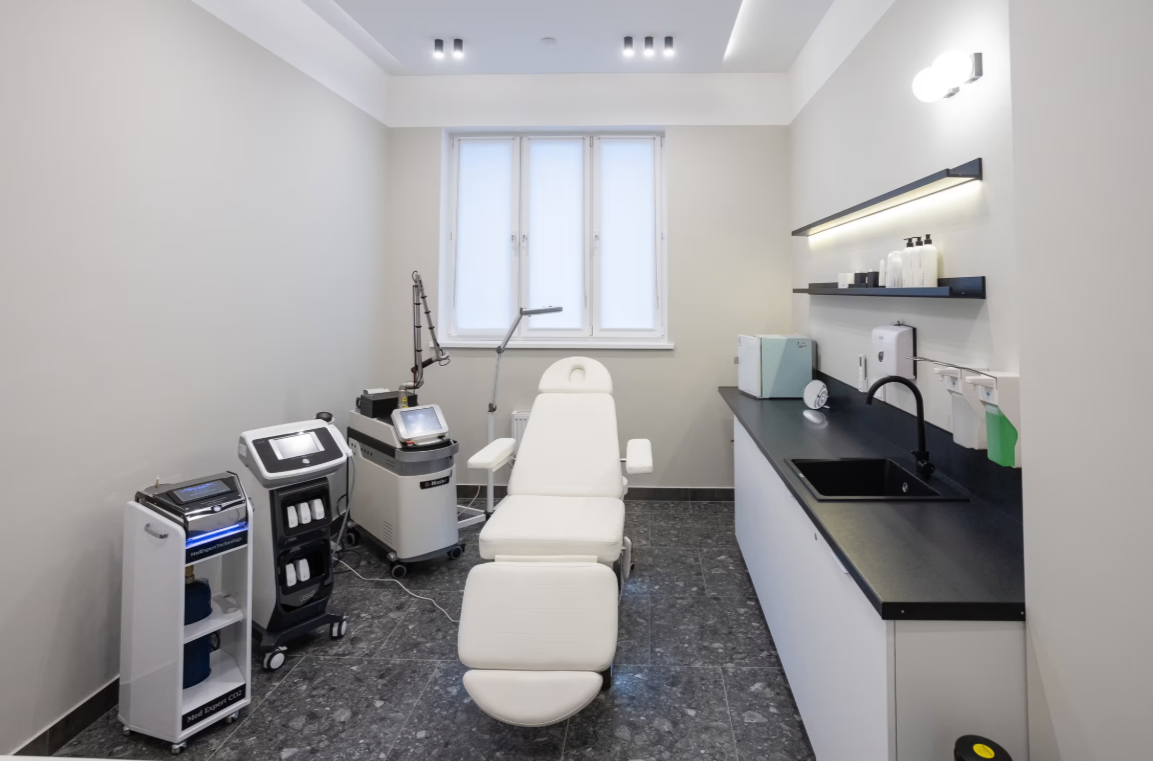 722900417__https://filllin.ru/api/media/clinic/d40bb4d4-62c0-48ad-ac08-d32e335a2bbb-68d2b334d611ae3c0dcef079.png