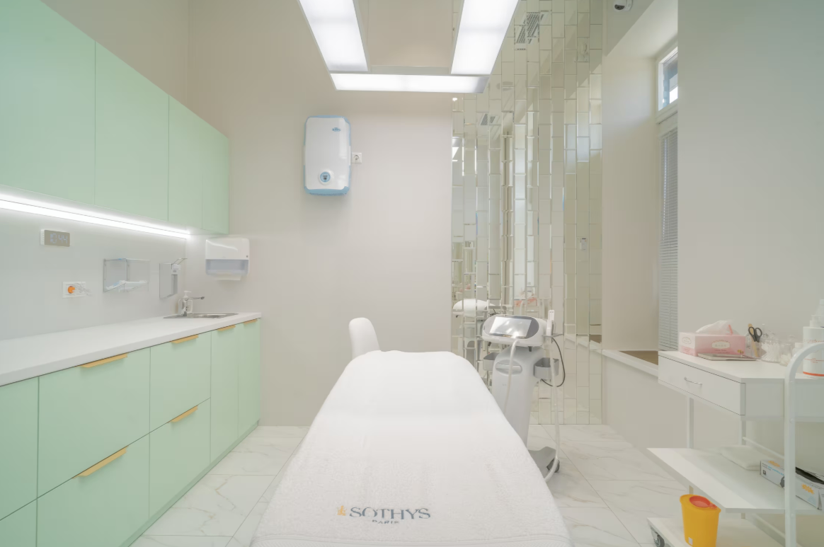 29653519__https://filllin.ru/api/media/clinic/d40dc2cd-043e-4687-bcff-8c6123aa1ee8-6641d6971b708b73903b2c1d.png