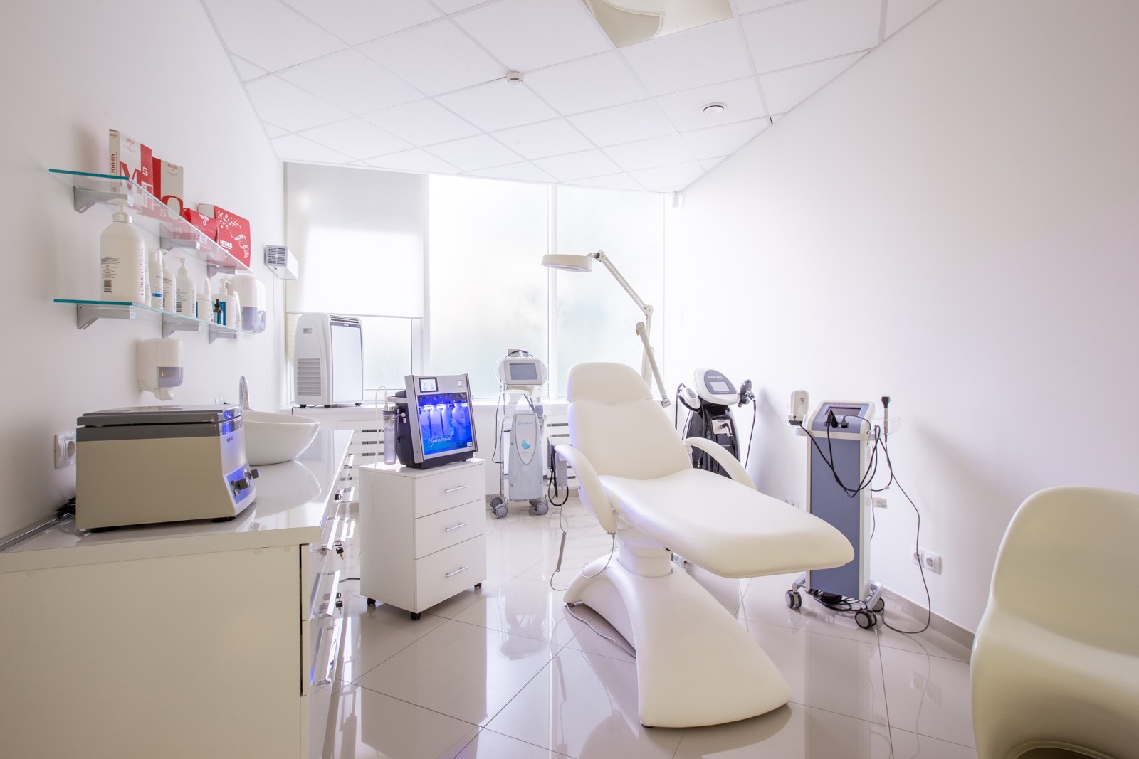352225988__https://filllin.ru/api/media/clinic/d61663b0-c4dd-4099-96fb-f124b4915d34-6641d6971b708b73903b2c1d.jpg