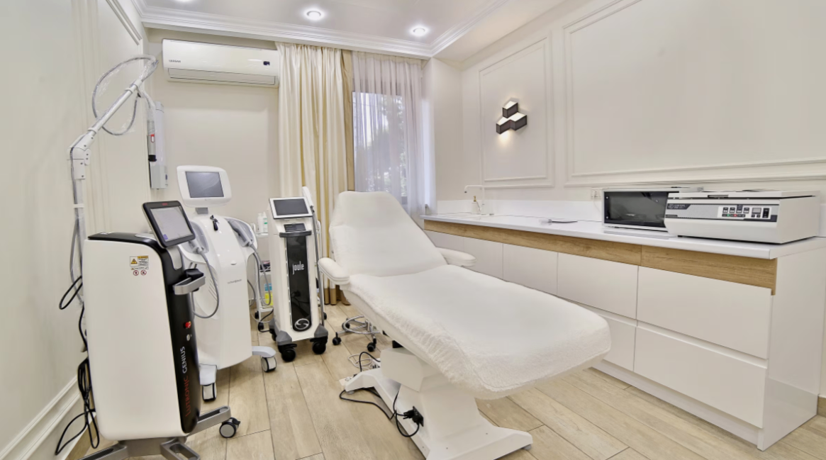 700853330__https://filllin.ru/api/media/clinic/d628db04-2f0d-434b-89af-50761c98ce8e-68d2b334d611ae3c0dcef079.png