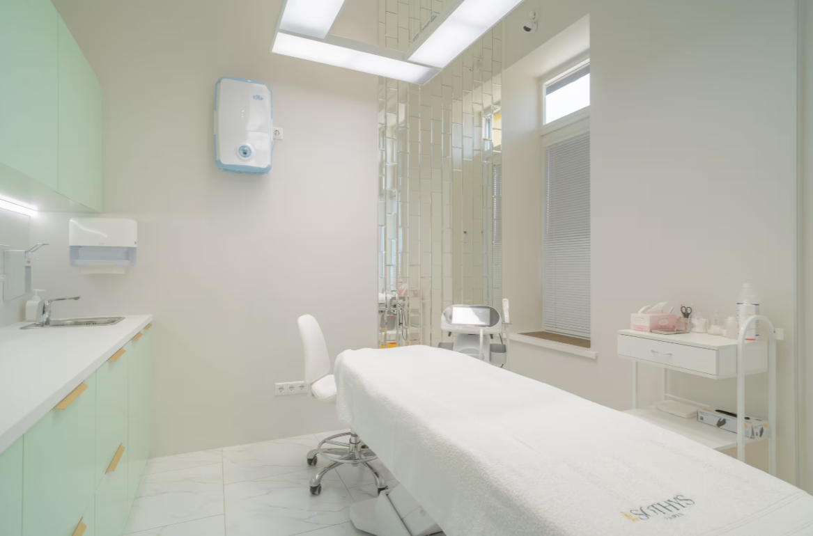 29653519__https://filllin.ru/api/media/clinic/d7437946-ecae-423c-aed4-7de5b15fa33f-6641d6971b708b73903b2c1d.png