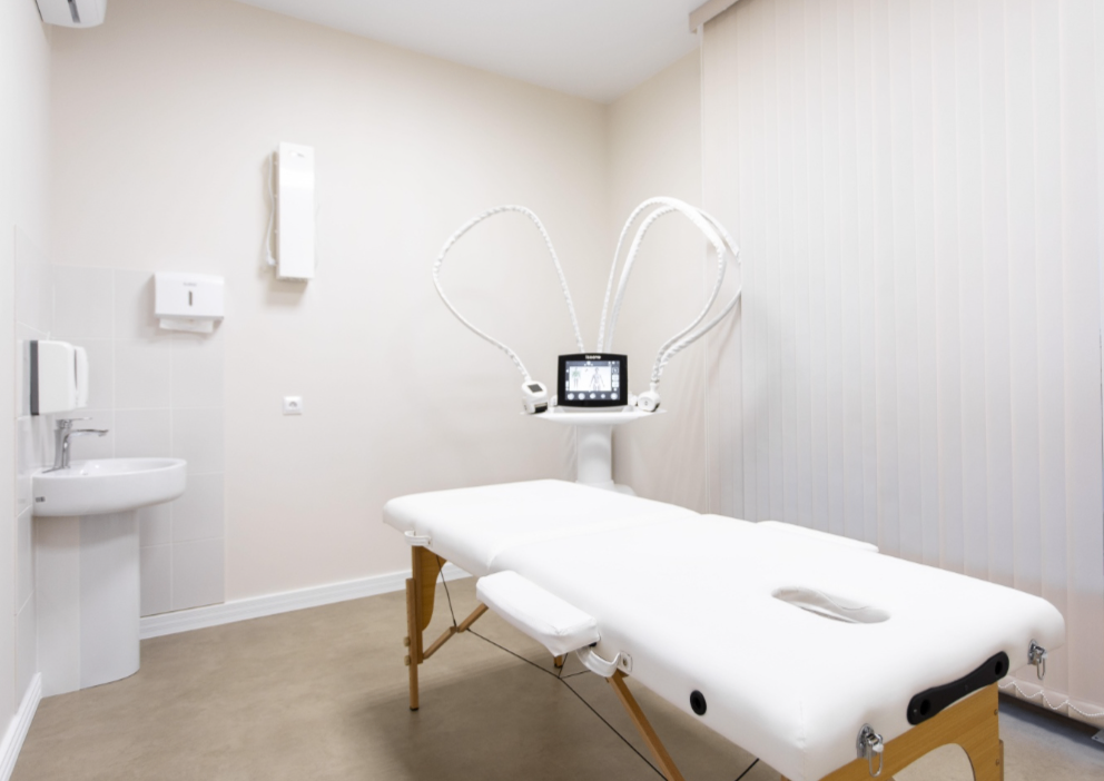 424056114__https://filllin.ru/api/media/clinic/d8a47719-8769-4fd5-8dbc-aebdf12ff8c8-6641d6971b708b73903b2c1d.png
