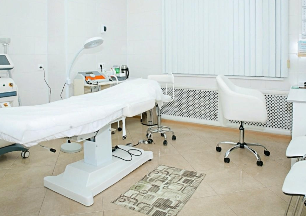 210058306__https://filllin.ru/api/media/clinic/d923349b-928d-4182-ad70-da402c805514-6641d6971b708b73903b2c1d.png