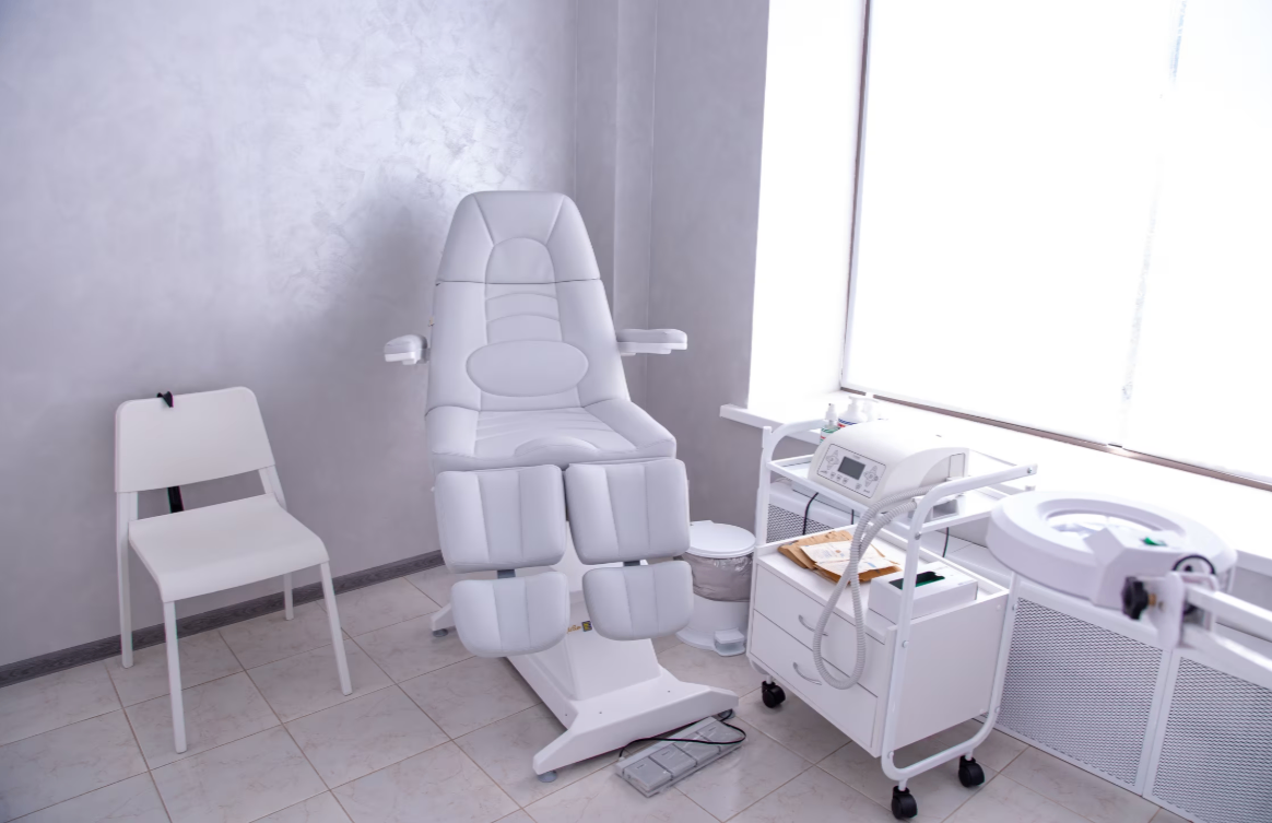 65198675__https://filllin.ru/api/media/clinic/daaad7ab-f827-43c7-8a15-af90ec9d9ac9-6641d6971b708b73903b2c1d.png