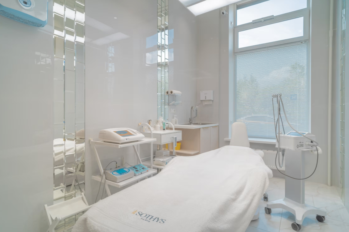 29653519__https://filllin.ru/api/media/clinic/dbe590aa-e8fa-47b1-aa4f-bf431bbdd352-6641d6971b708b73903b2c1d.png