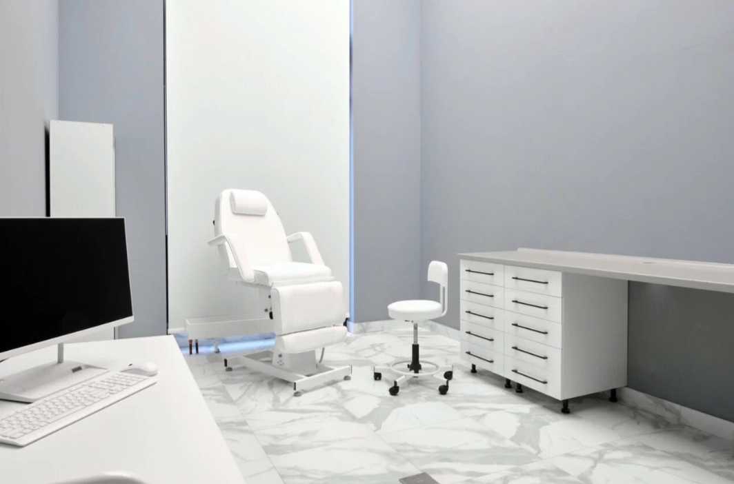 73247598__https://filllin.ru/api/media/clinic/de8156a0-8830-4d36-bc85-efceeda8b52f-6641d6971b708b73903b2c1d.png