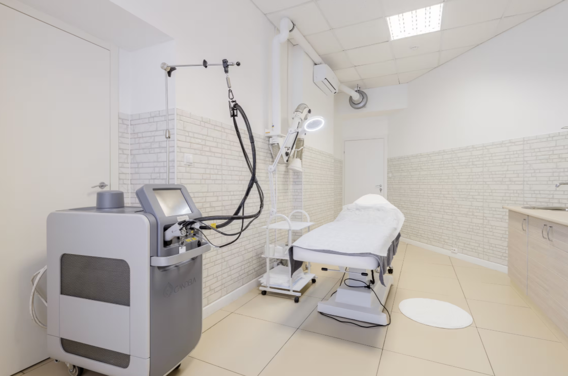 701654376__https://filllin.ru/api/media/clinic/de9a4a80-4e0b-45d0-bbb2-f25c9372ea4c-68d2b334d611ae3c0dcef079.png