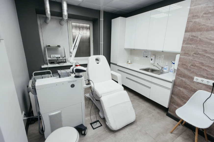 215292241__https://filllin.ru/api/media/clinic/e3ba3f66-4137-45c3-b922-29d7ee847b12-6641d6971b708b73903b2c1d.png