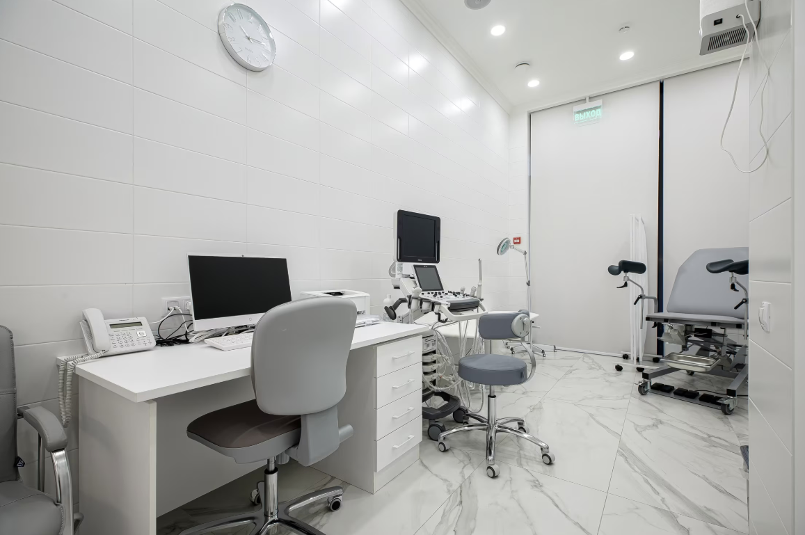 133163615__https://filllin.ru/api/media/clinic/e60e6df3-c261-4778-a967-a8183314a78c-6641d6971b708b73903b2c1d.png