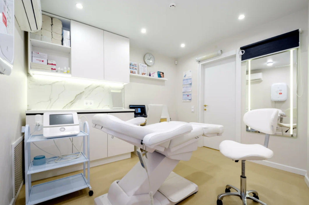 378363802__https://filllin.ru/api/media/clinic/e6b29f01-5e85-4a61-8e66-e1d13a605965-6641d6971b708b73903b2c1d.png