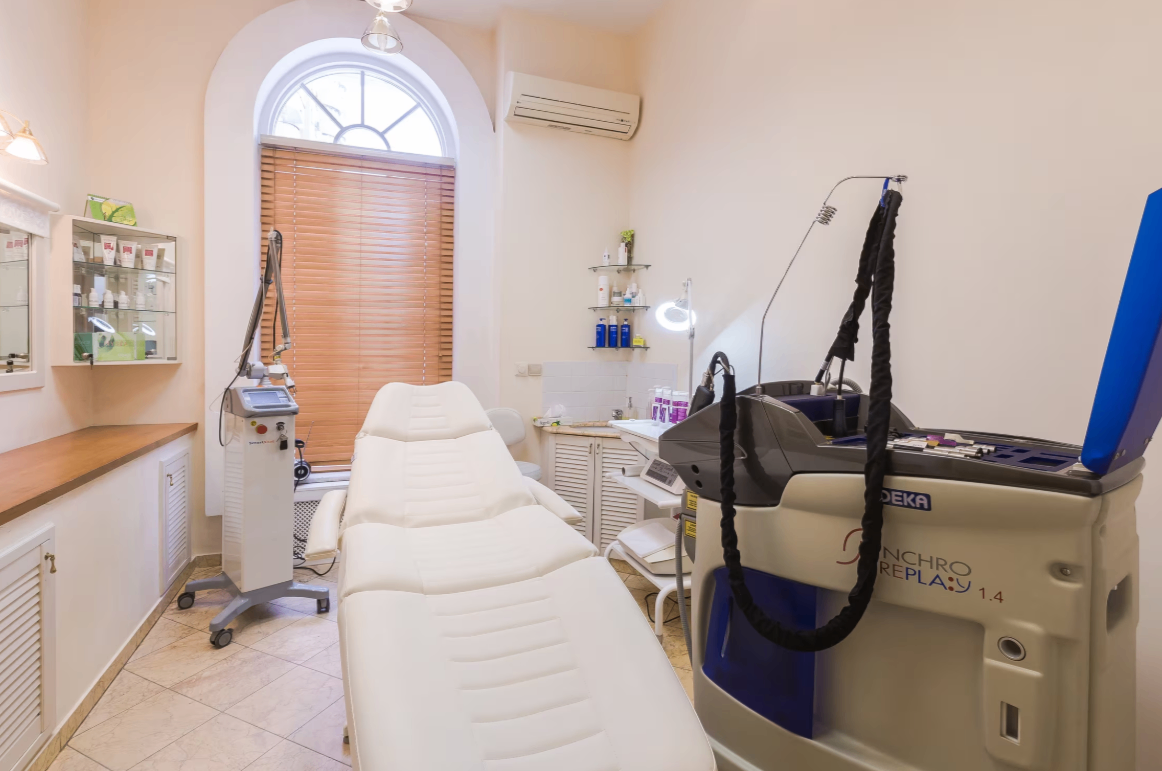 132473203__https://filllin.ru/api/media/clinic/eb9a5f74-65dd-4eab-a52a-ffa0e7a39e62-6641d6971b708b73903b2c1d.png