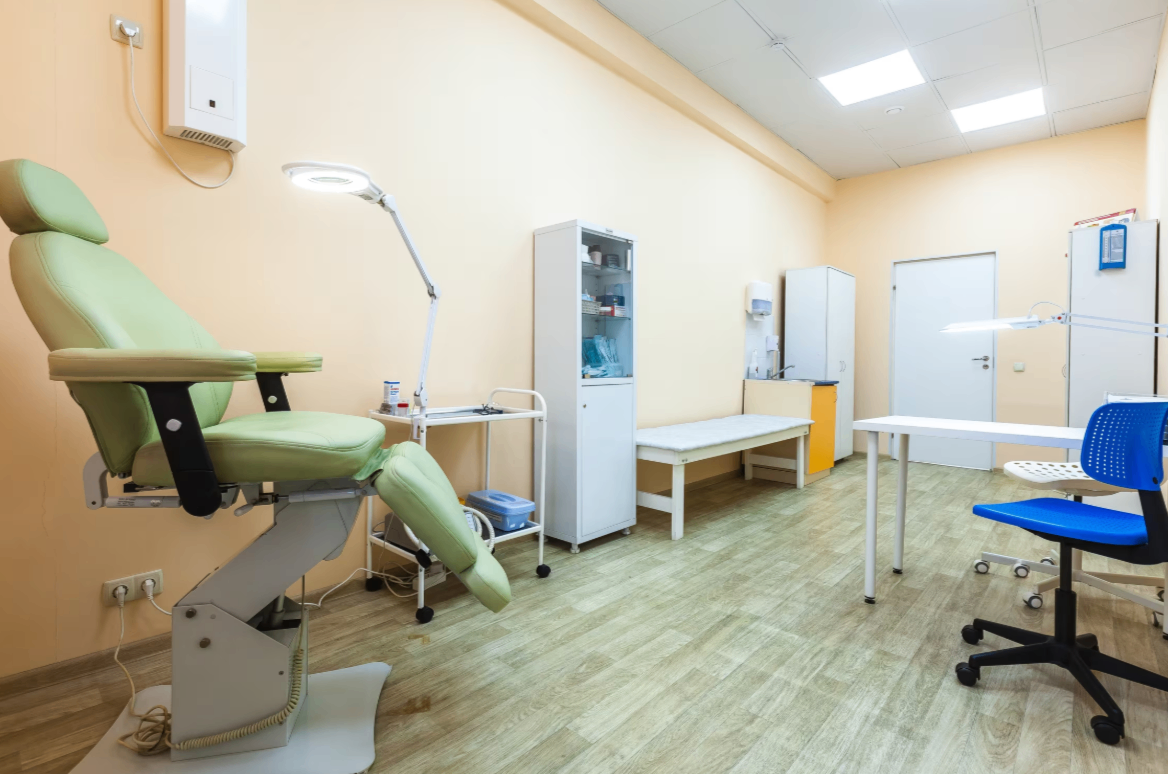 445576846__https://filllin.ru/api/media/clinic/eccd8efb-3b95-4ce6-8daf-d55a12020db5-6641d6971b708b73903b2c1d.png