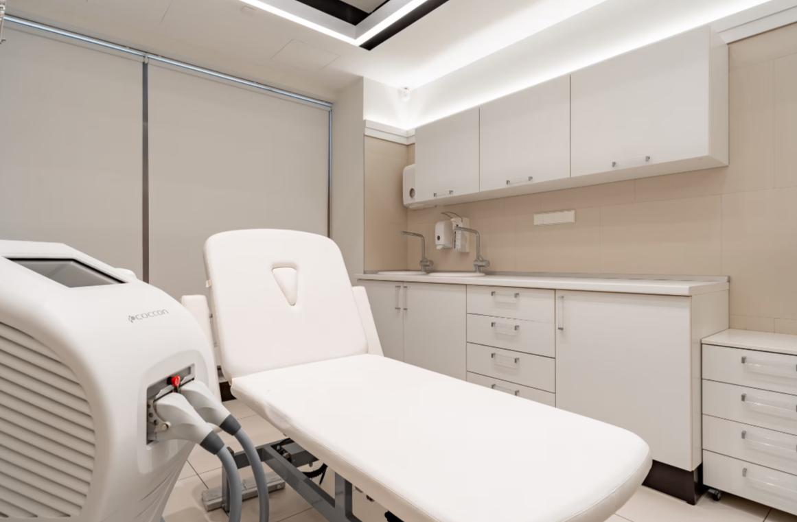701577390__https://filllin.ru/api/media/clinic/ed40c24e-d181-4f69-9076-1f15b50b0385-68d2b334d611ae3c0dcef079.png