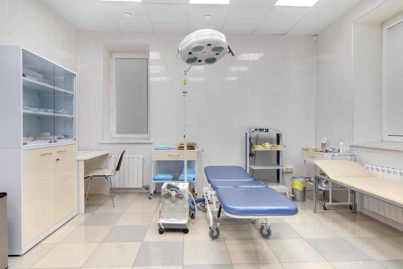 8407574__https://filllin.ru/api/media/clinic/ed50b64a-defc-4365-a96d-7ca429407046-6641d6971b708b73903b2c1d.png