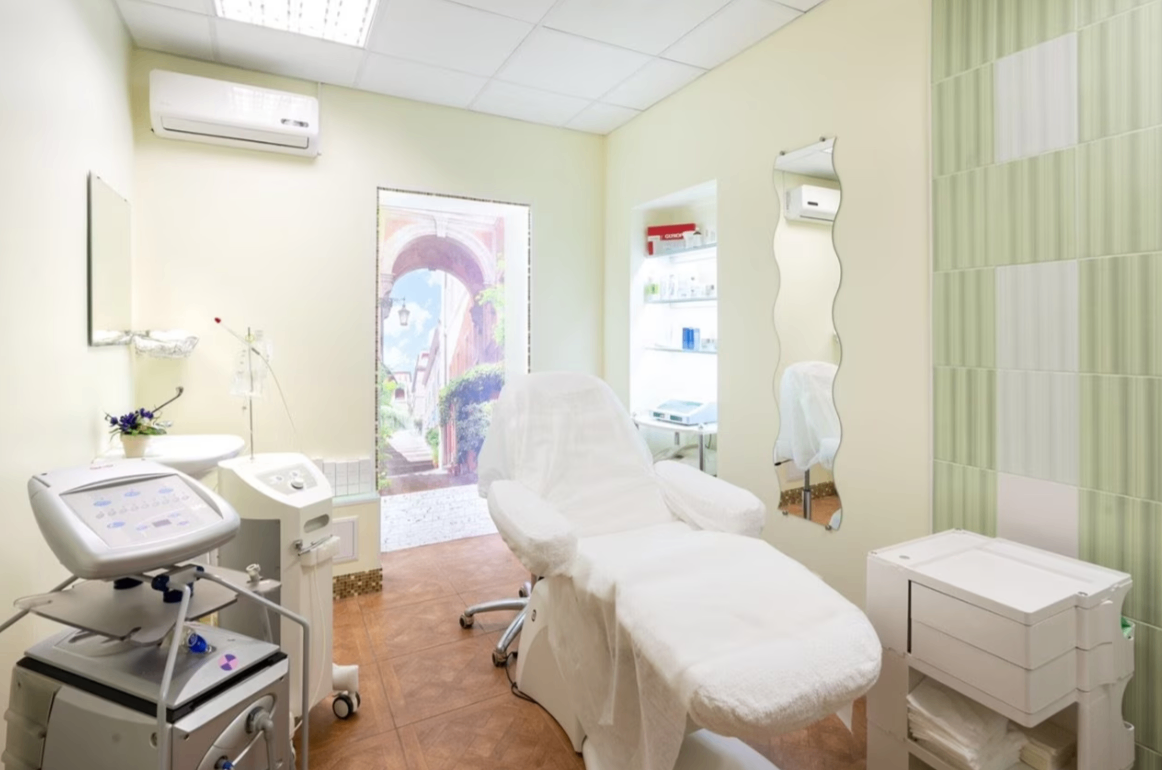 530196628__https://filllin.ru/api/media/clinic/eeb23043-0c09-4138-9db5-c7f32a16387d-68d2b334d611ae3c0dcef079.png