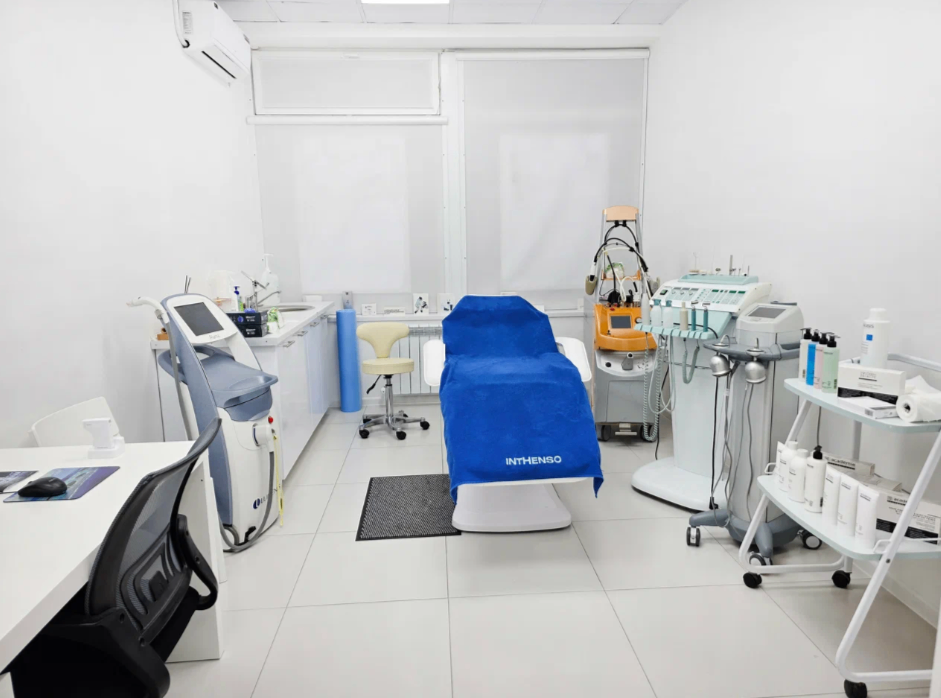305977114__https://filllin.ru/api/media/clinic/f239b668-ed87-4bc5-ba40-33e4ab2ee0b7-6641d6971b708b73903b2c1d.png