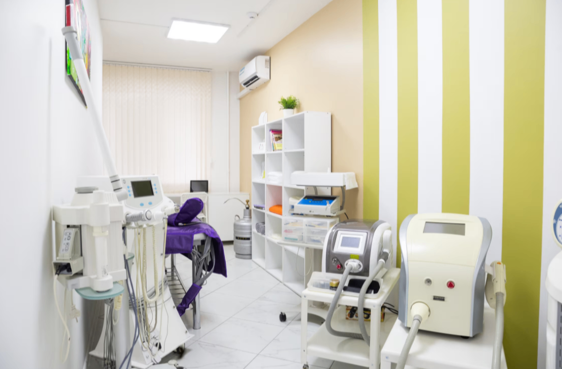 16392790__https://filllin.ru/api/media/clinic/f4a62f37-724e-461c-8670-bbb82321f4ac-6641d6971b708b73903b2c1d.png
