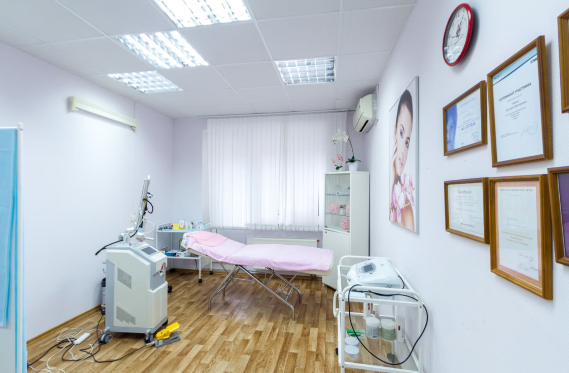 700980128__https://filllin.ru/api/media/clinic/f60ecc53-e856-4f86-b133-80773715f28a-68d2b334d611ae3c0dcef079.png