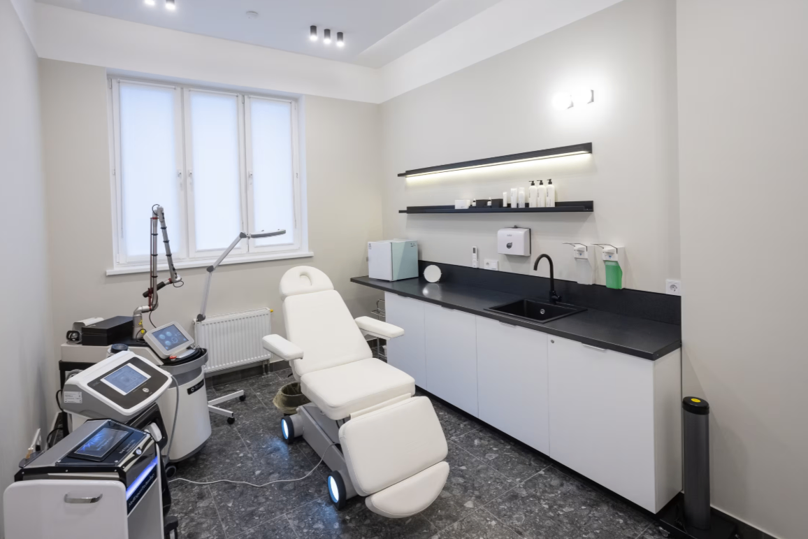 722900417__https://filllin.ru/api/media/clinic/f66a2e3c-ef7d-45bf-905a-0a1fd0ee15bc-68d2b334d611ae3c0dcef079.png