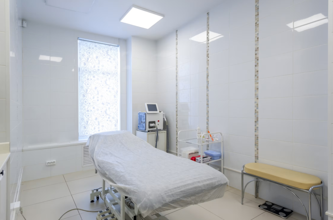 441922052__https://filllin.ru/api/media/clinic/f6f111a9-7f1d-43ea-bacc-b10574db4749-6641d6971b708b73903b2c1d.png
