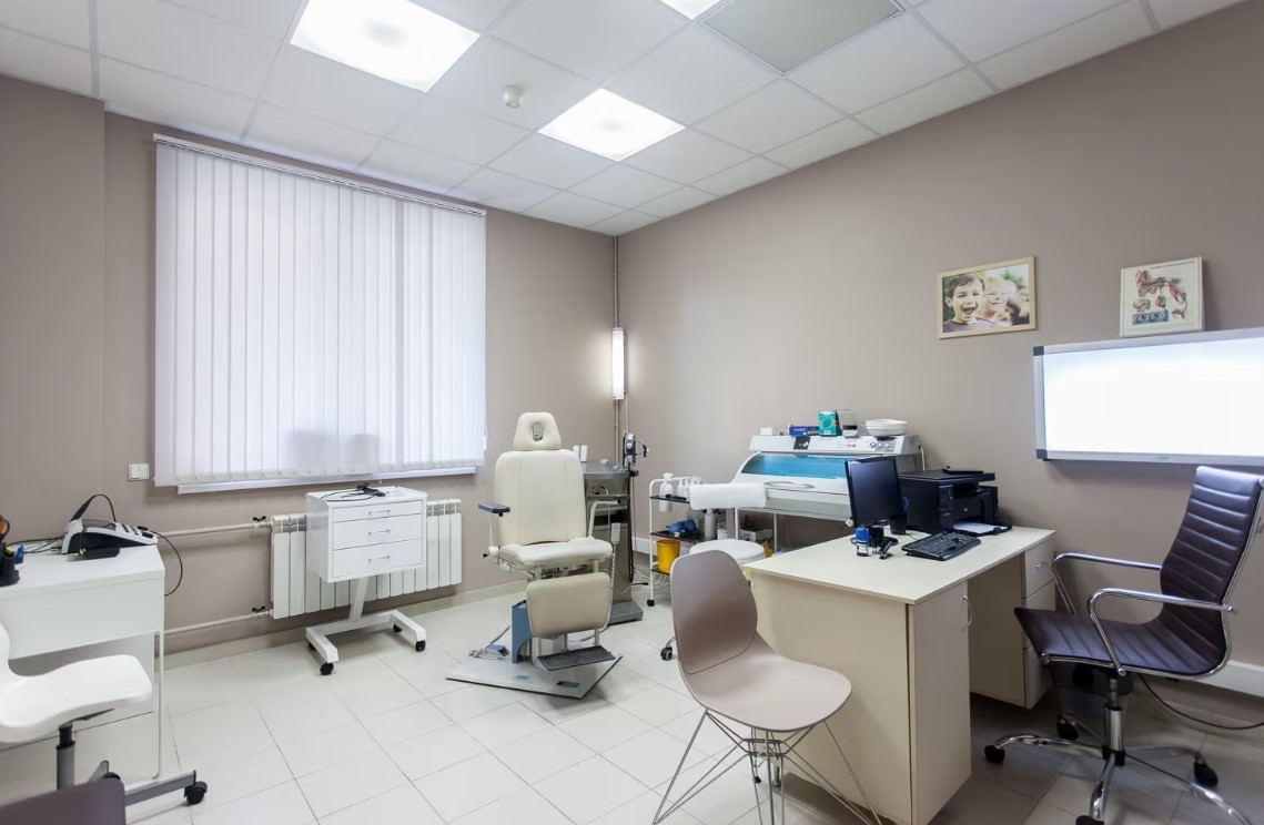43000229__https://filllin.ru/api/media/clinic/f704f679-8b32-4b31-bc0b-8f478b75bc0f-67618e0e145943c8628e7ed5.jpg