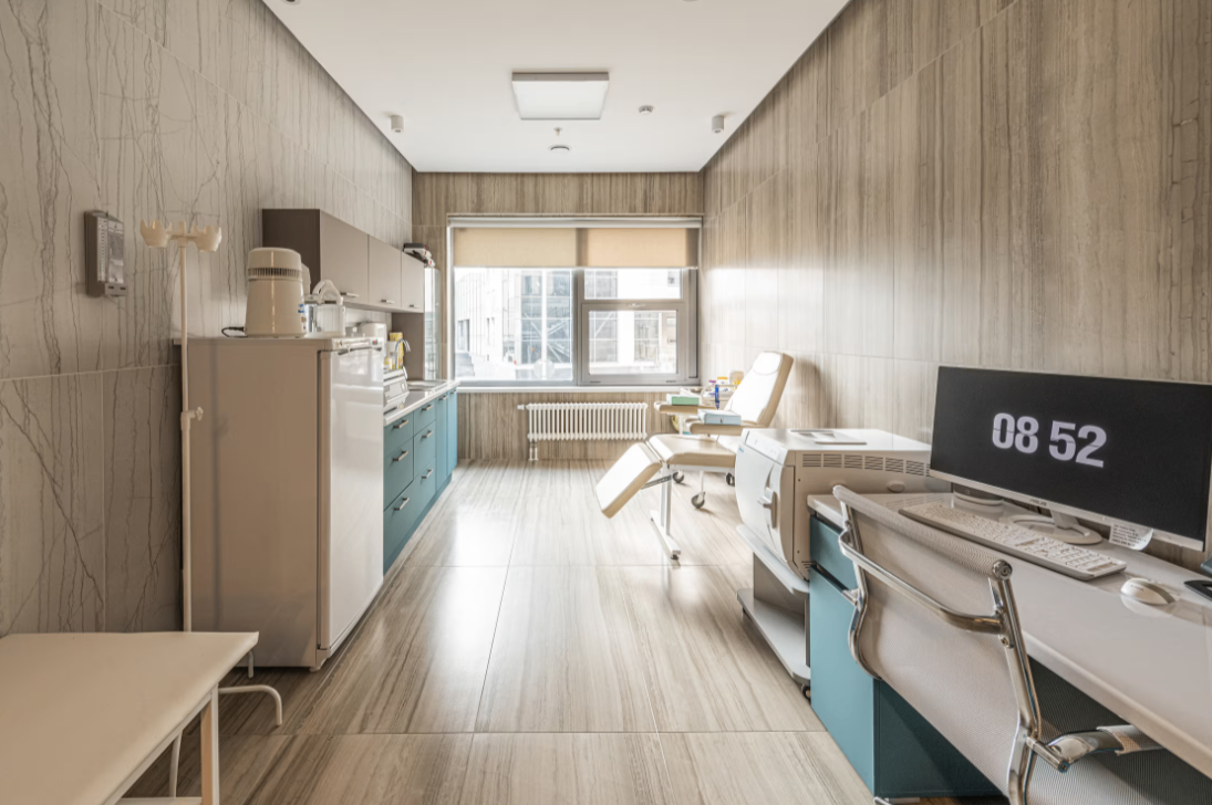 12284176__https://filllin.ru/api/media/clinic/f8c25ba5-06b3-40c2-9079-8f5373a3fb0d-6641d6971b708b73903b2c1d.png
