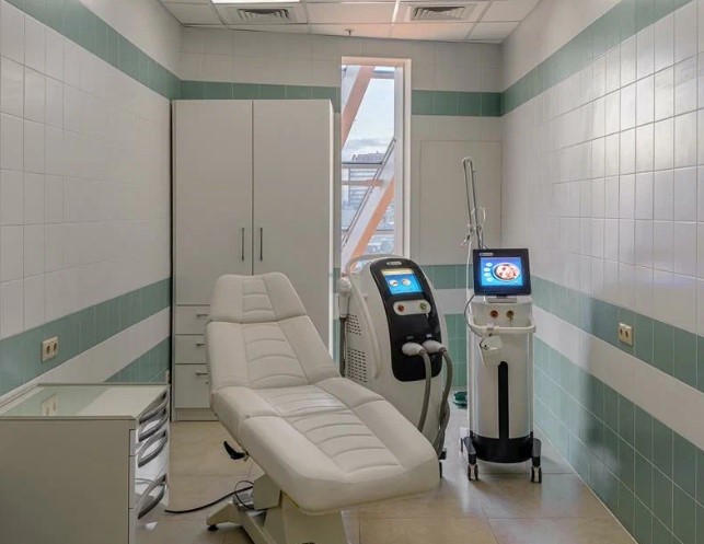 8402104__https://filllin.ru/api/media/clinic/fa3a26e7-a6b3-4954-9c9f-9a5e5ed307ec-67618e0e145943c8628e7ed5.jpg