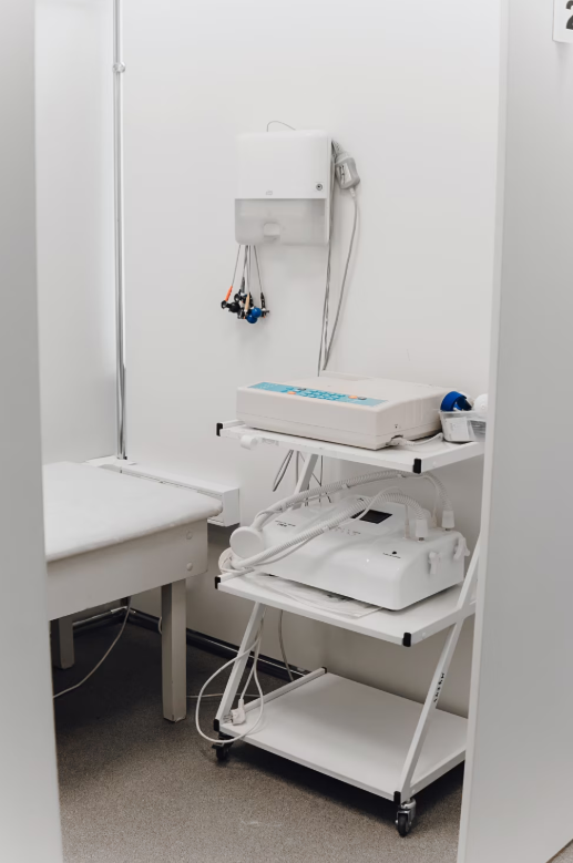 404333569__https://filllin.ru/api/media/clinic/fb11b057-c529-4bb4-b532-3240f436f743-6641d6971b708b73903b2c1d.png