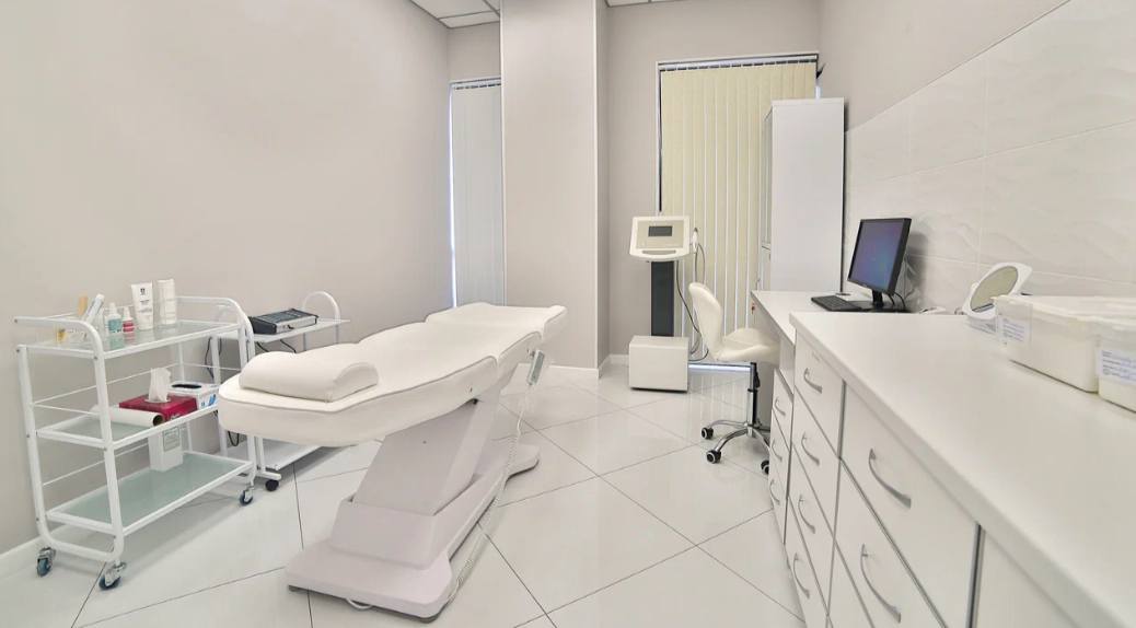 703692403__https://filllin.ru/api/media/clinic/fce78e49-04d3-461d-9dae-cafd61921e3e-68d2b334d611ae3c0dcef079.png