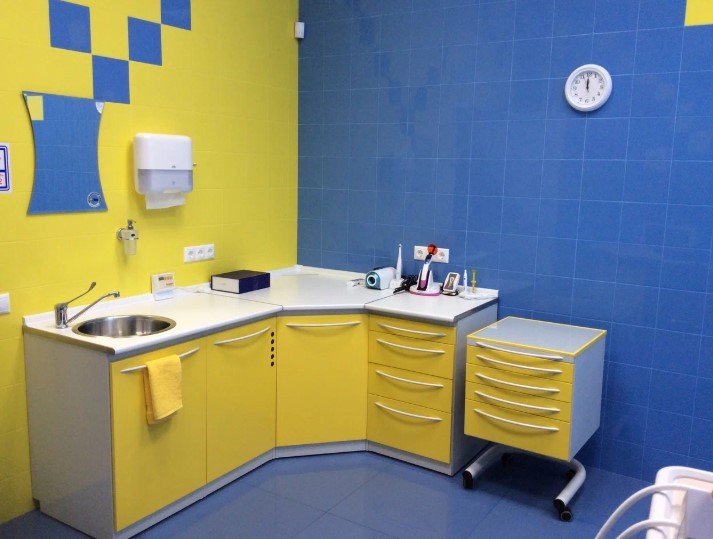 16247163__https://filllin.ru/api/media/clinic/fcfe1ec9-6a10-45f2-9111-a339f25df004-67618e0e145943c8628e7ed5.jpg