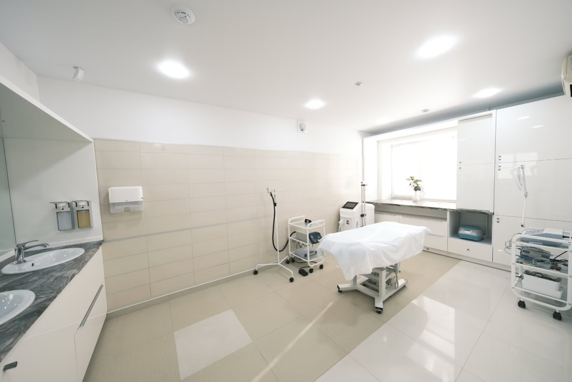 249262858__https://filllin.ru/api/media/clinic/fd7a3643-073b-4652-be33-f1eead4e900f-6641d6971b708b73903b2c1d.png