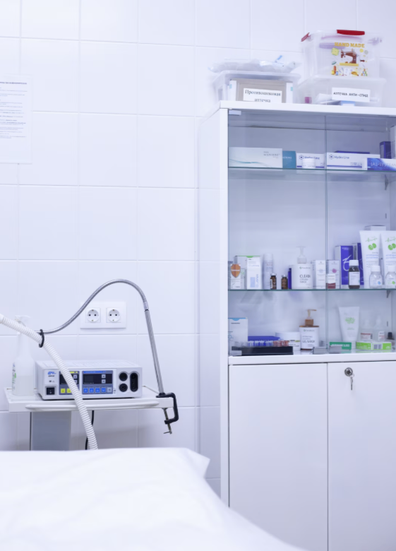 210058306__https://filllin.ru/api/media/clinic/ff03b9e5-da62-438c-b228-1b6215f9e6f7-6641d6971b708b73903b2c1d.png