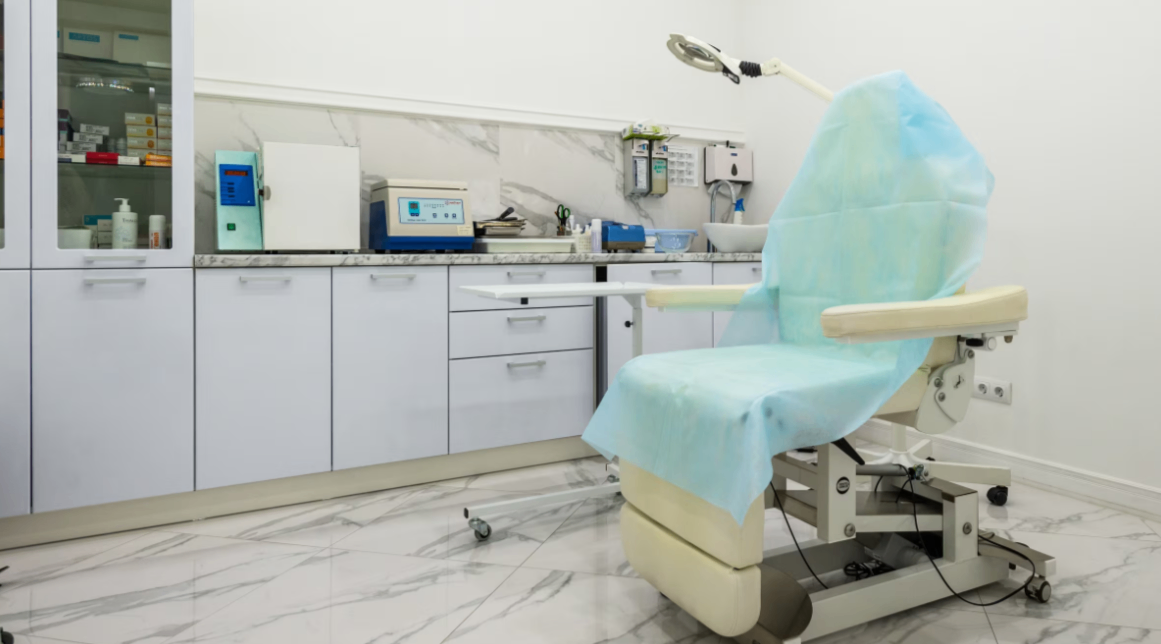 703621268__https://filllin.ru/api/media/clinic/ffd08afd-42c7-4fee-9335-d6e25a706903-68d2b334d611ae3c0dcef079.png