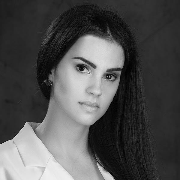 Ступник (Кравченко) Ирина Николаевна