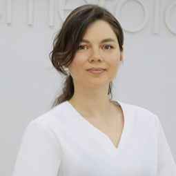 Евстратова Оксана Александровна