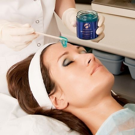 Уход для лица на косметике IS Clinical