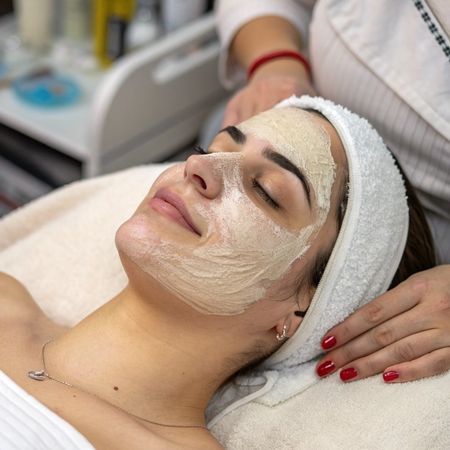 Уход для лица на косметике Angiopharm